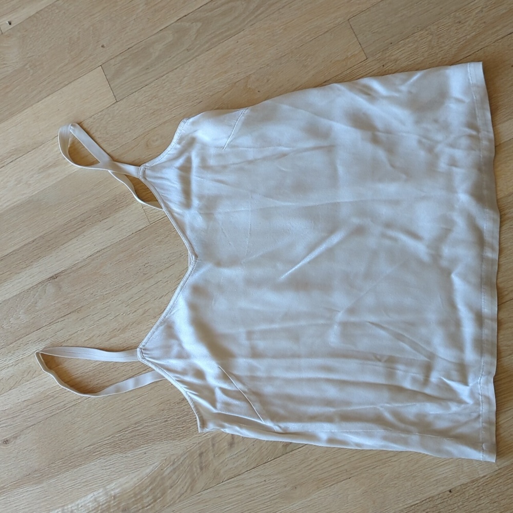 Vince Women's Large Camisole Ivory Cream colored. Viscose Acetate Made in Italy